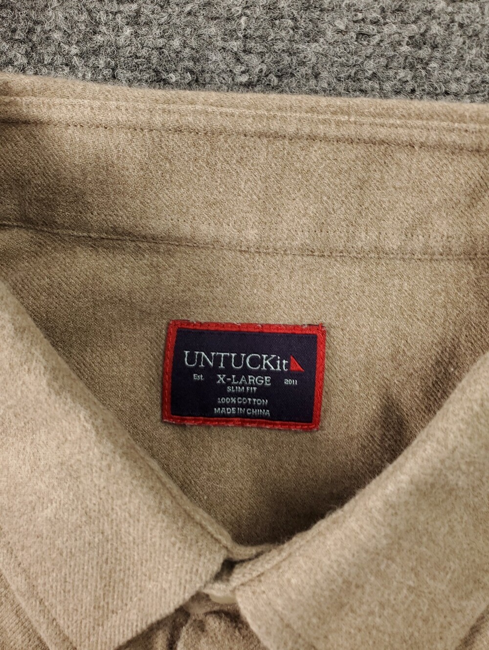 UNTUCKit Sherwood Button Up Shirt XL Slim Fit Flannel Tan Beige Smart Casual - Picture 4 of 10